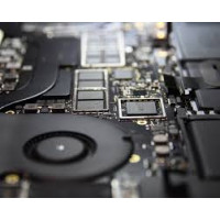 MacBook mainboard Reparatur